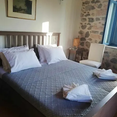 Hotel Traditional House Near 3*